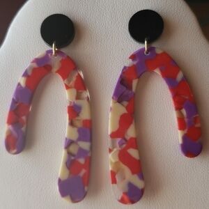Acrylic Geometric Fashion Earrings nwot